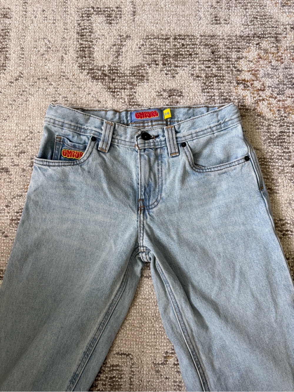 Light Wash Woman’s Empyre jeans